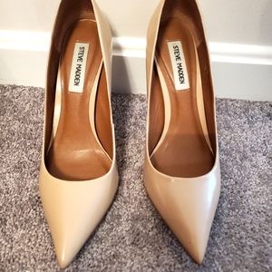Nude Steve Madden Pumps